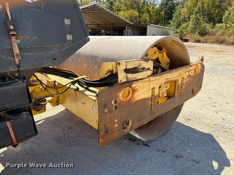 image for item FM6571 2005 Bomag BW 213DH-3 single drum vibratory roller
