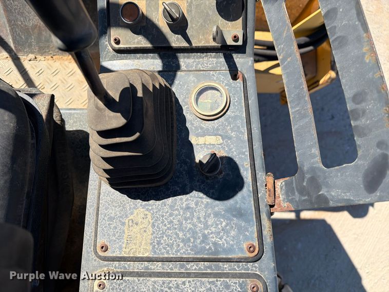 image for item FM6571 2005 Bomag BW 213DH-3 single drum vibratory roller
