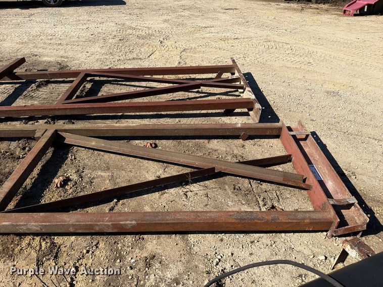image for item FM6583 (2) conveyor stands