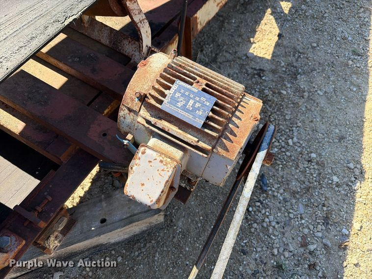image for item FM6585 Conveyor