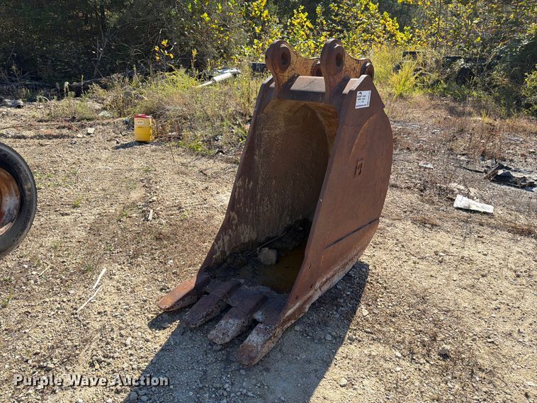 image for item FM6588 Bucyrus B240B-30-XD excavator bucket