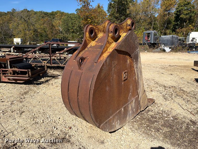 image for item FM6588 Bucyrus B240B-30-XD excavator bucket