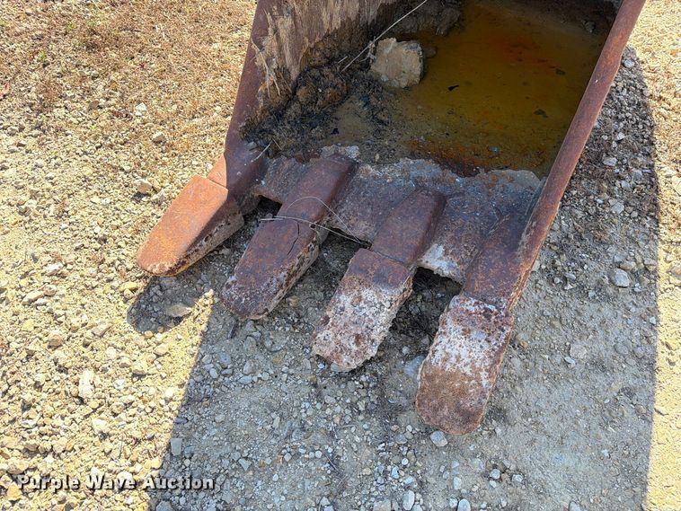 image for item FM6588 Bucyrus B240B-30-XD excavator bucket