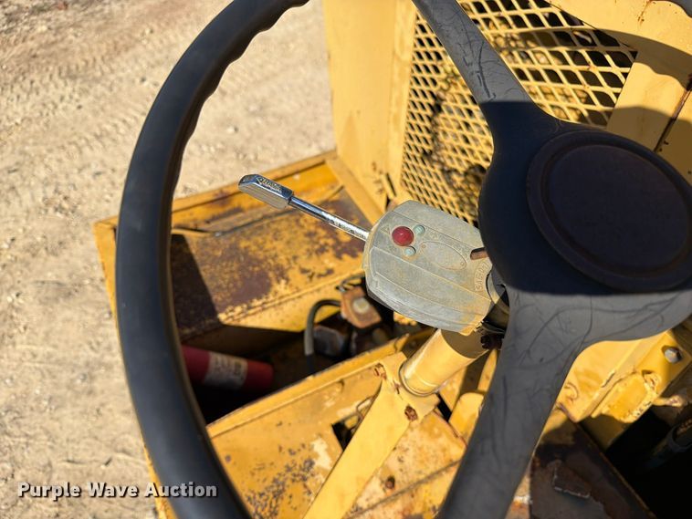 image for item FM6592 1984 Ingram 11-2700-R pneumatic roller