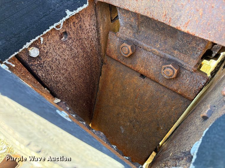 image for item FM6602 Gruendler 1016A jaw crusher
