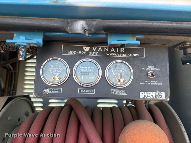 image for item FM7729 2012 International DuraStar 4400 utility / service truck
