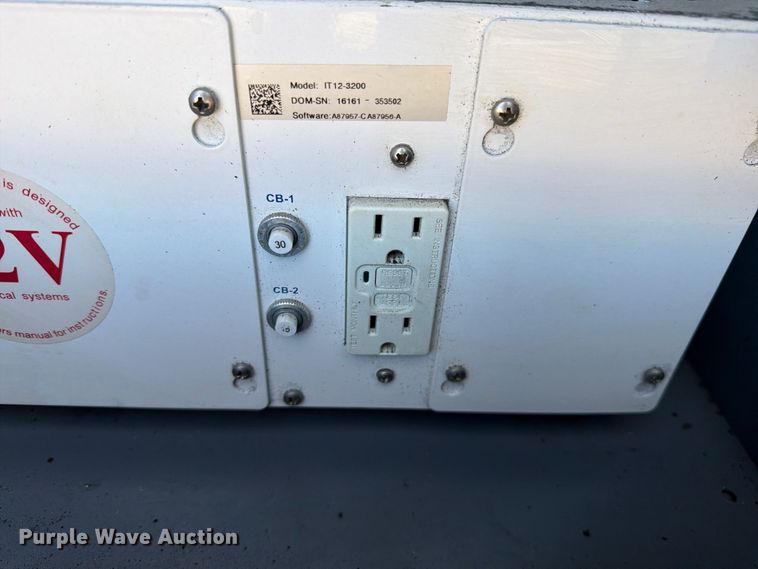 image for item FM7729 2012 International DuraStar 4400 utility / service truck