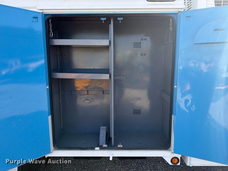 image for item FM7729 2012 International DuraStar 4400 utility / service truck