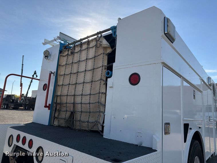 image for item FM7729 2012 International DuraStar 4400 utility / service truck