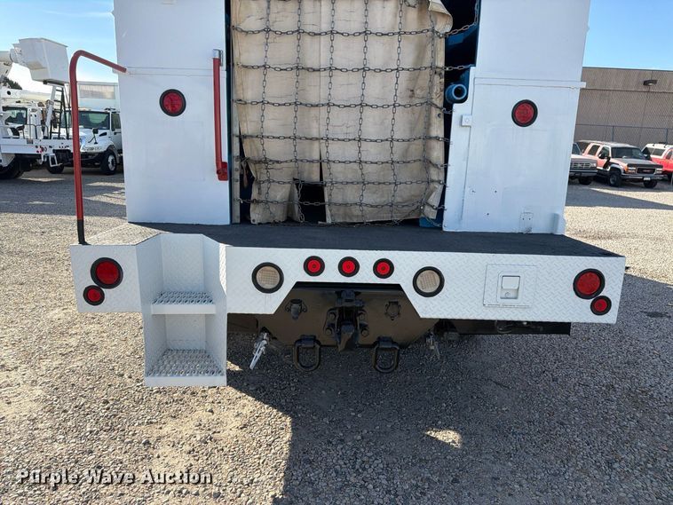 image for item FM7729 2012 International DuraStar 4400 utility / service truck