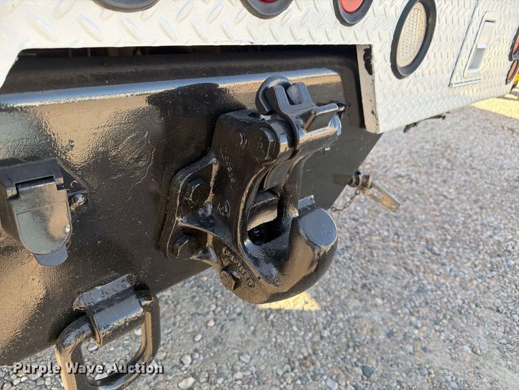 image for item FM7729 2012 International DuraStar 4400 utility / service truck