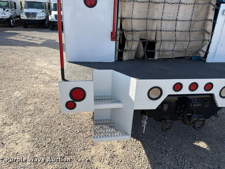 image for item FM7729 2012 International DuraStar 4400 utility / service truck