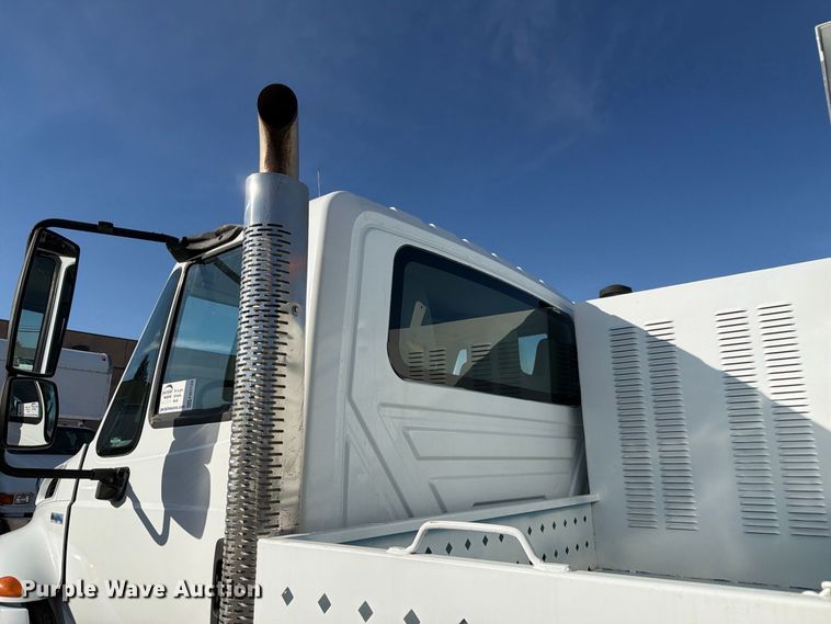 image for item FM7729 2012 International DuraStar 4400 utility / service truck