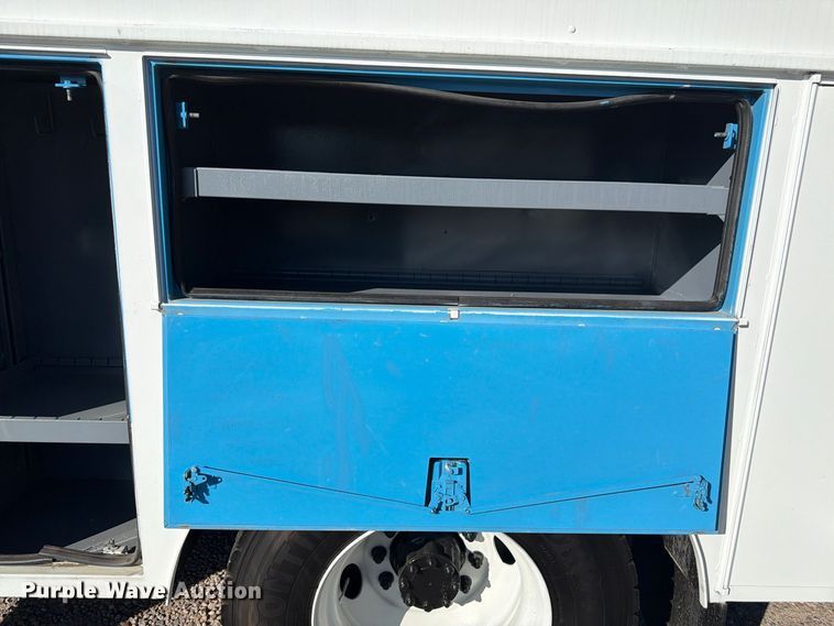 image for item FM7729 2012 International DuraStar 4400 utility / service truck
