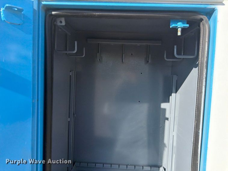 image for item FM7729 2012 International DuraStar 4400 utility / service truck