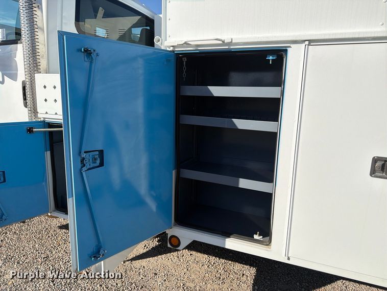 image for item FM7729 2012 International DuraStar 4400 utility / service truck