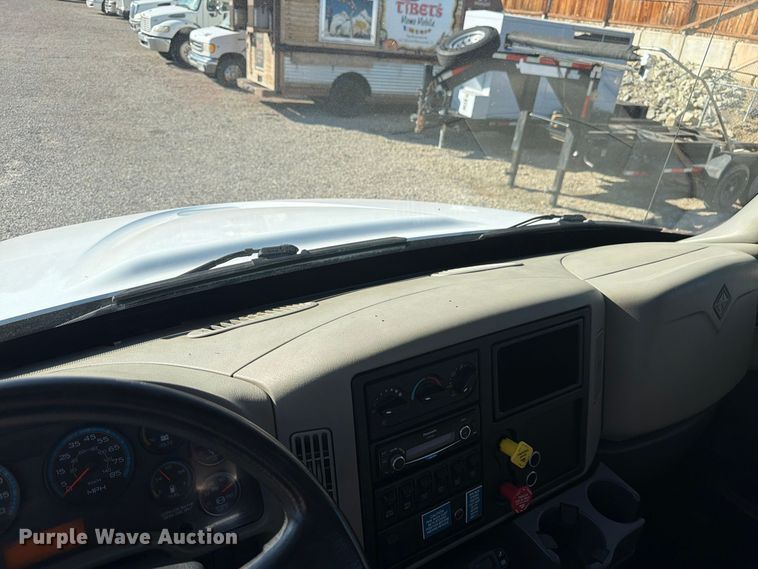 image for item FM7729 2012 International DuraStar 4400 utility / service truck