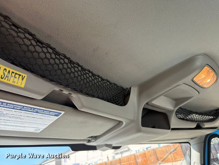 image for item FM7729 2012 International DuraStar 4400 utility / service truck