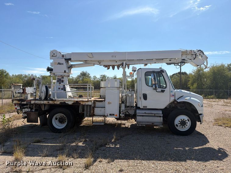 image for item FM8006 2011 Freightliner M2 digger derrick truck