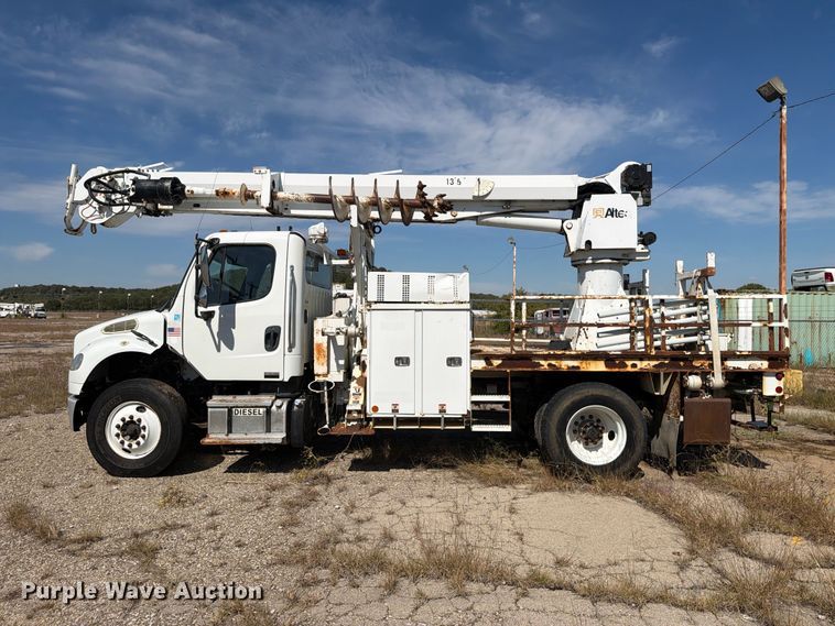 image for item FM8006 2011 Freightliner M2 digger derrick truck