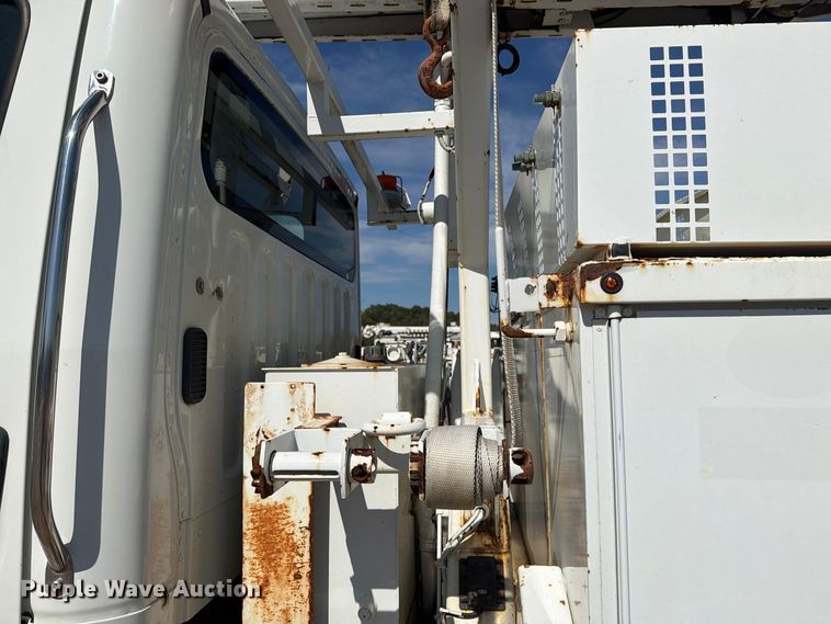 image for item FM8006 2011 Freightliner M2 digger derrick truck