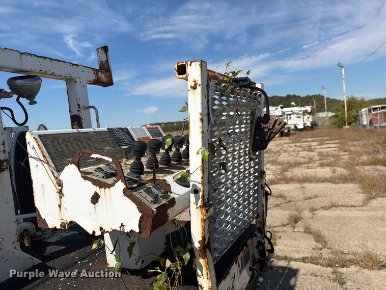 image for item FM8006 2011 Freightliner M2 digger derrick truck