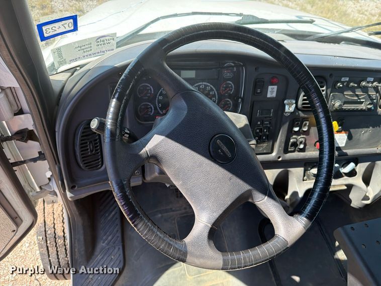 image for item FM8006 2011 Freightliner M2 digger derrick truck