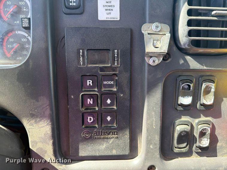 image for item FM8006 2011 Freightliner M2 digger derrick truck
