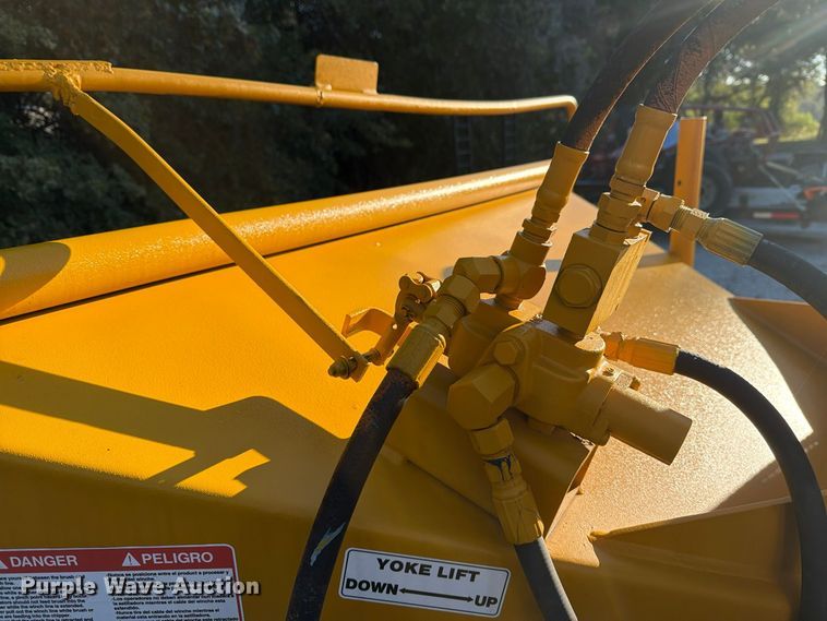 image for item FM8011 Bandit 200 wood chipper
