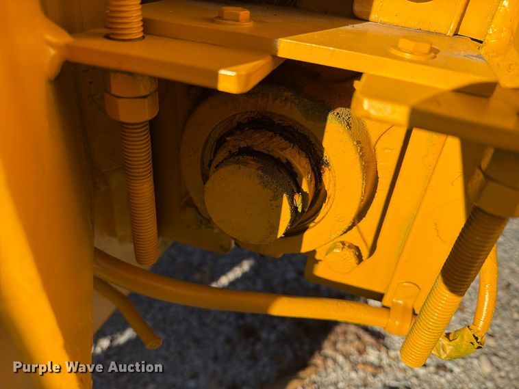 image for item FM8011 Bandit 200 wood chipper