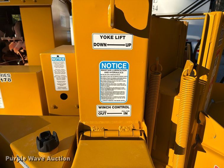 image for item FM8011 Bandit 200 wood chipper