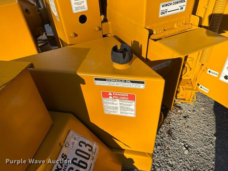 image for item FM8011 Bandit 200 wood chipper