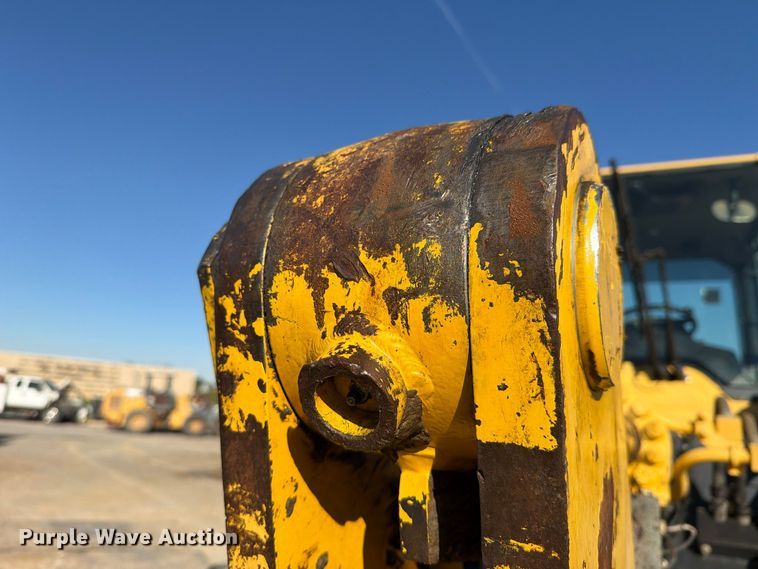 image for item FM8013 2014 Komatsu WA270-7 wheel loader