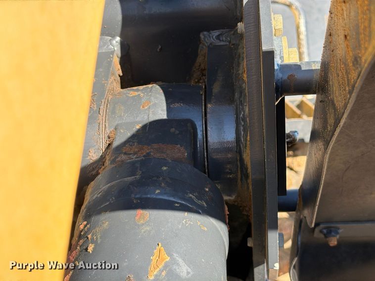image for item FM8013 2014 Komatsu WA270-7 wheel loader