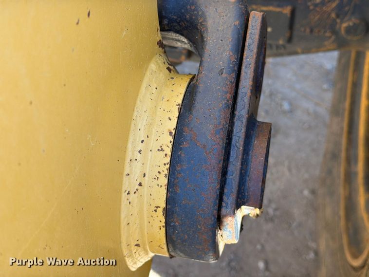 image for item FM8013 2014 Komatsu WA270-7 wheel loader
