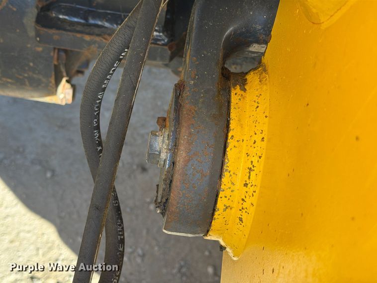image for item FM8013 2014 Komatsu WA270-7 wheel loader