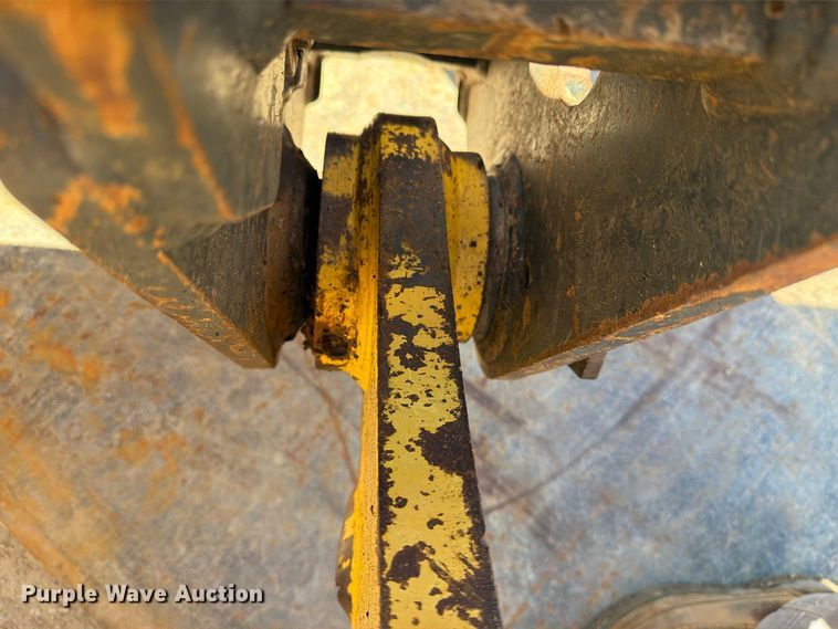 image for item FM8013 2014 Komatsu WA270-7 wheel loader
