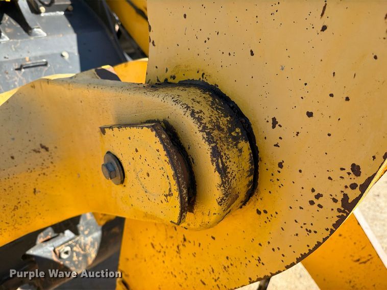 image for item FM8013 2014 Komatsu WA270-7 wheel loader