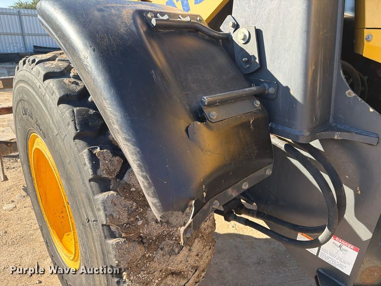 image for item FM8013 2014 Komatsu WA270-7 wheel loader
