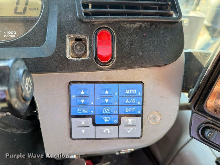 image for item FM8013 2014 Komatsu WA270-7 wheel loader