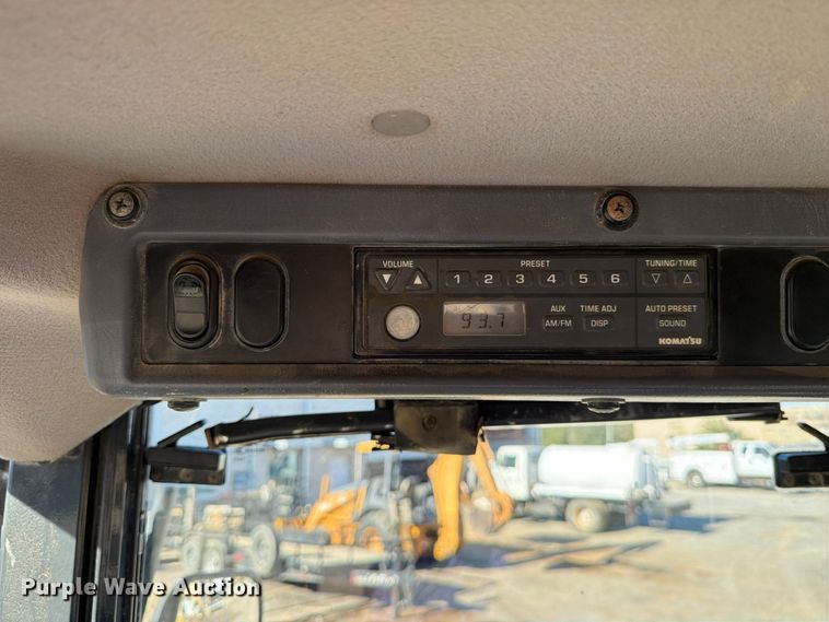 image for item FM8013 2014 Komatsu WA270-7 wheel loader