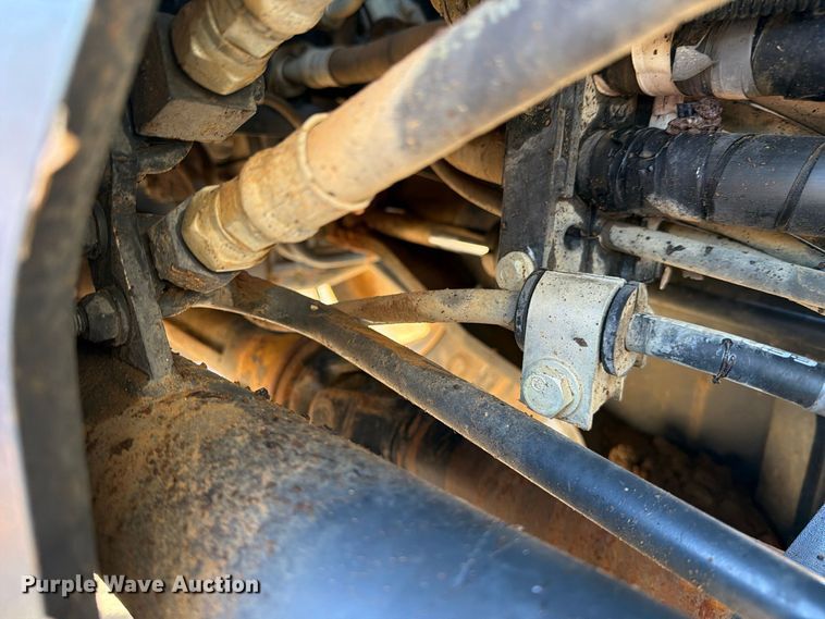 image for item FM8013 2014 Komatsu WA270-7 wheel loader
