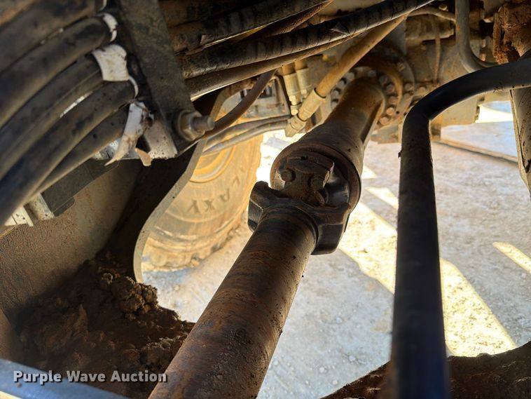 image for item FM8013 2014 Komatsu WA270-7 wheel loader