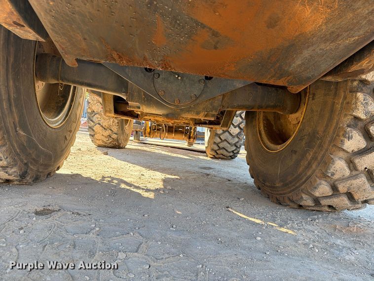 image for item FM8013 2014 Komatsu WA270-7 wheel loader