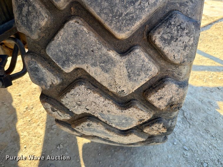 image for item FM8013 2014 Komatsu WA270-7 wheel loader