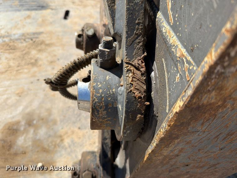image for item FM8014 2017 Volvo ECR145EL excavator