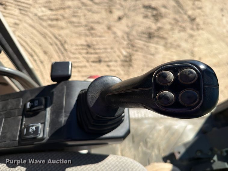 image for item FM8014 2017 Volvo ECR145EL excavator