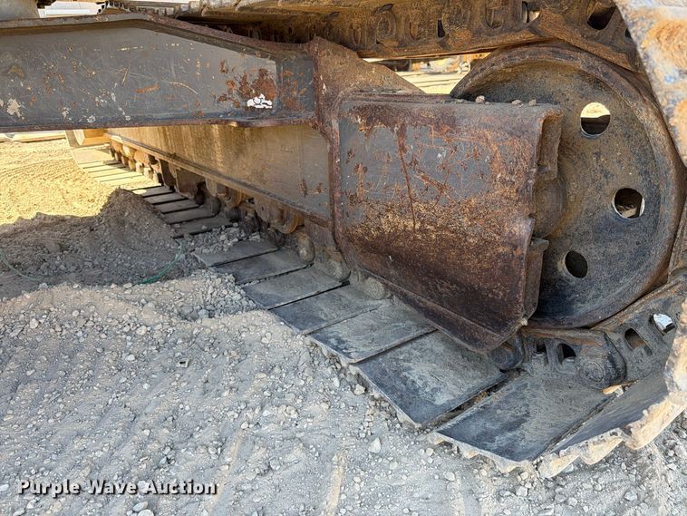 image for item FM8014 2017 Volvo ECR145EL excavator