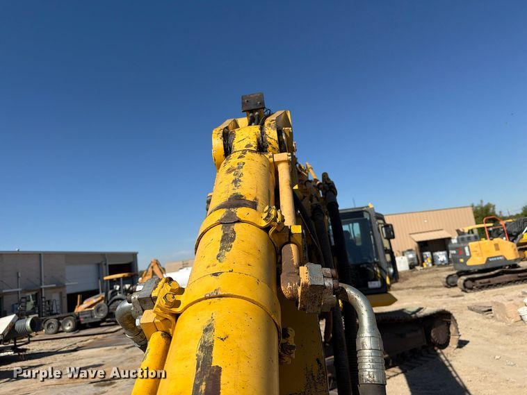 image for item FM8015 2017 Komatsu PC360LC-11 excavator