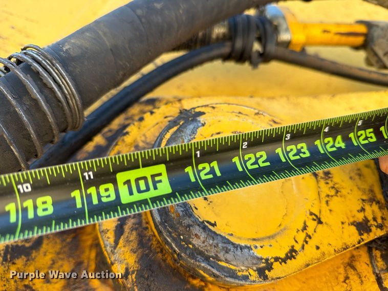image for item FM8015 2017 Komatsu PC360LC-11 excavator
